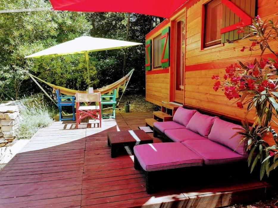 Nimes En Garrigues Bed & Breakfast Exterior photo